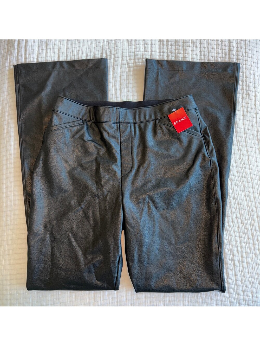 NWT Spanx Faux Leather-Like Flare Pants Black Women's Size XL - Picture 2 of 6